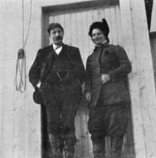 26 Mansfield with Russian Scientist